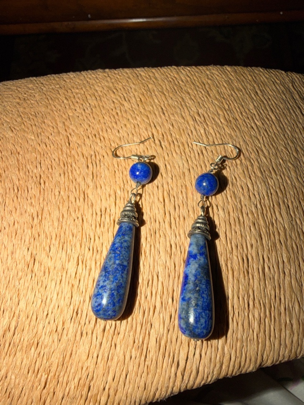 Lapis lazuli deep Blue Teardrop pierced sterling silver wires  flexible light - Picture 6 of 6